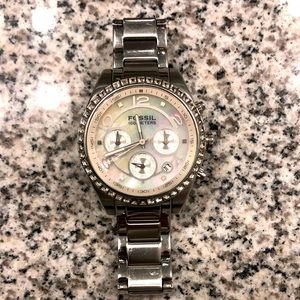 Beautiful women’s Fossil watch